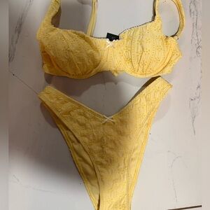 Yellow eyelet bikini Set - NWT